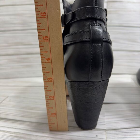 COLE HAAN CHUNKY HEEL LEATHER ANKLE BOOTIE SZ 9 - Picture 6 of 12